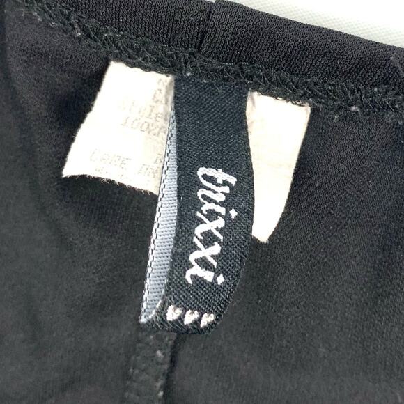 Black O Ring Cutout Mini Skirt - Picture 8 of 10